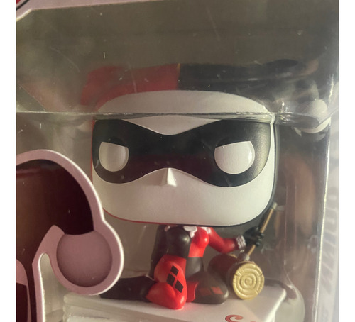 Funko Pop Harley Quinn With Cards (Usado)