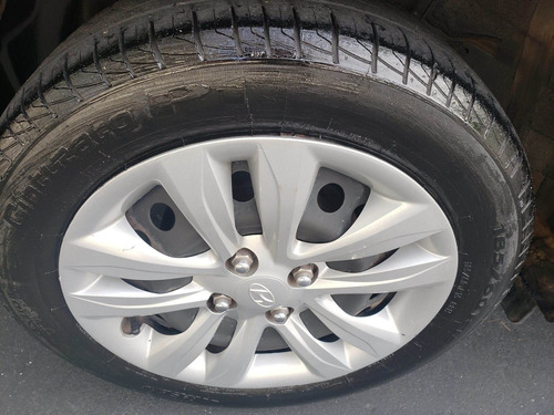 Hyundai Hb20s 2019 Completo 1.0 Flex 33.000 Km Revisado