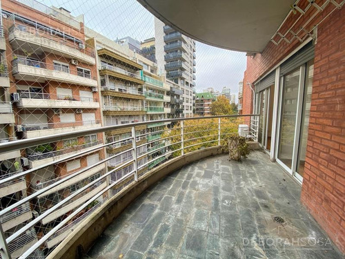 Departamento De 4 Ambientes En Belgrano - Cochera Fija Y Cubierta.