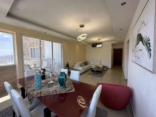 Josefina Toledo: Hermoso Apartamento En Venta En El Parral, 160m², Estudio, Maletero, Circuito De Cámaras, Balcón, Gym, Sauna, Planta Y Pozo, Piscina, Caney, 234907