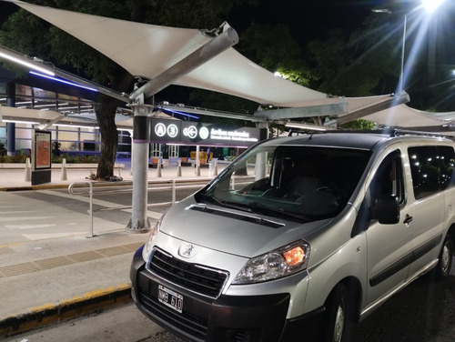 Traslados Combi Transfer Remis Aeropuertos Hasta 7 Pasajeros