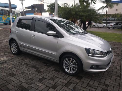 Volkswagen Fox 1.6 MSI TOTAL FLEX CONNECT 4P I-MOTION