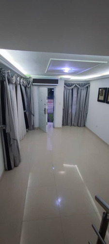 Town House C.r. Fontana Villas Blue/juanico Ve02-1245sj-ecam