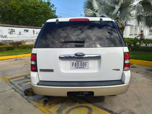 Imagen 5 de 13 de Ford Explorer