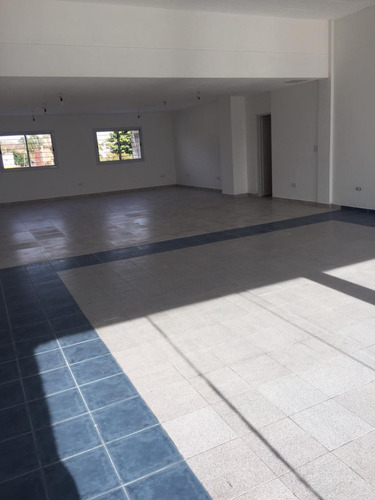 Imagen 4 de 8 de Oficina De 130m A Estrenar. Castelar Zona Colectora Mano Capital.