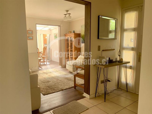 Impecable Casa En Seguro Condominio En Lomas De Montemar