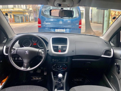 Peugeot 207 1.4 Active 75cv 2013 (acepto Permutas)
