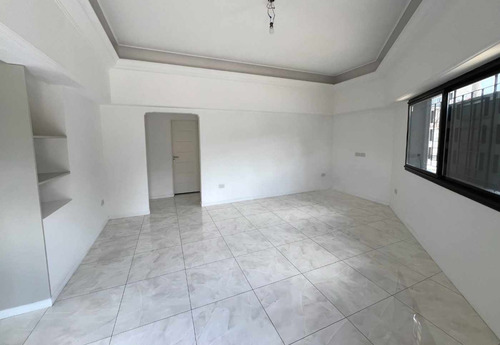 Casa 3 Amb Reciclada Con Terraza Y Quincho-permuta