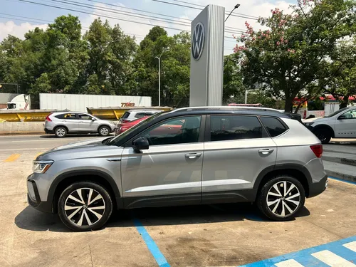 Volkswagen Taos 1.4 Tsi Highline At