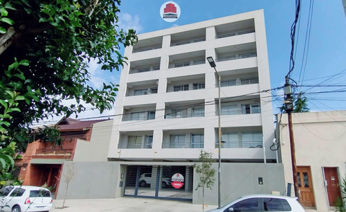 Departamento En Venta, Asborno 246 (3°e), Escobar Centro