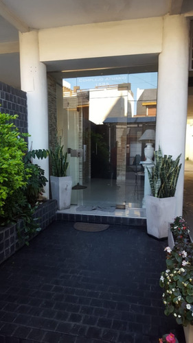 Imagen 2 de 11 de Departamento 2 Amb En Venta En Lanus Este (416)