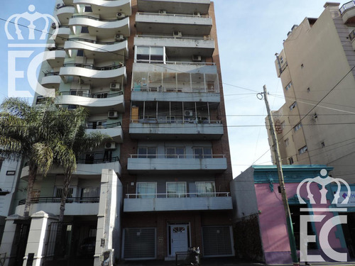 Venta - Departamento - Semipiso 2 Ambientes - Apto Profesional