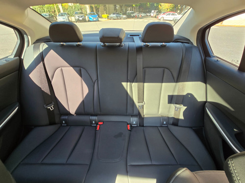 BMW Serie 3 3.0 330i Sedan Sport 252cv