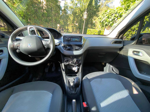 Peugeot 208 1.6 Allure 2013