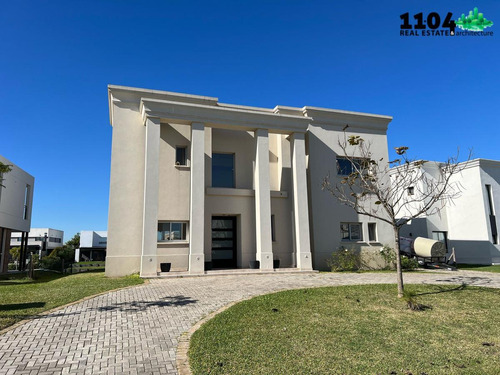 Casa A La Laguna En Ceibos, Puertos Del Lago