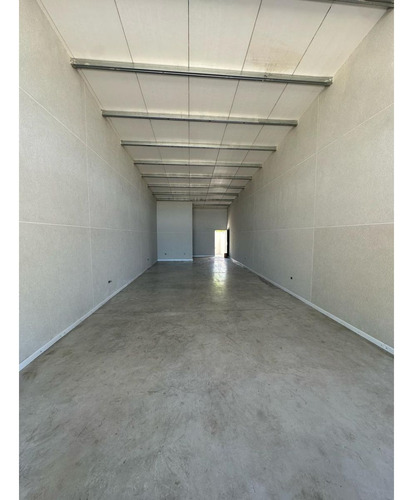 Alquiler Local Comercial Los Arcos Ibarlucea