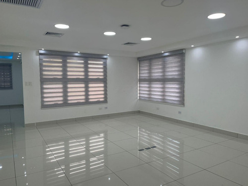For Rent Local De Oficina En Los Prados De 150m2 Segundo Nivel Con 3 Parqueos