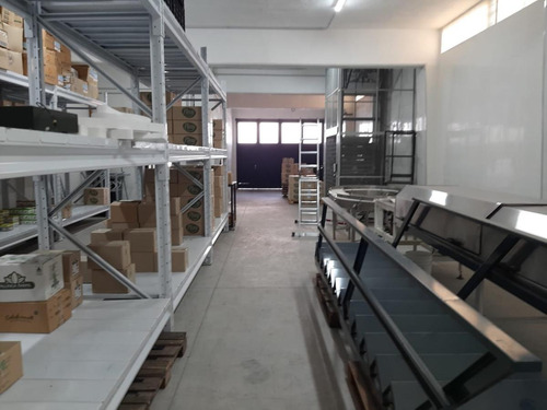 Venta - Edificio Comercial - Vicente Lopez, A Metros De Au. Panamericana
