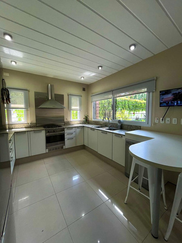 Imponente Casa De Categoria En Venta!!!