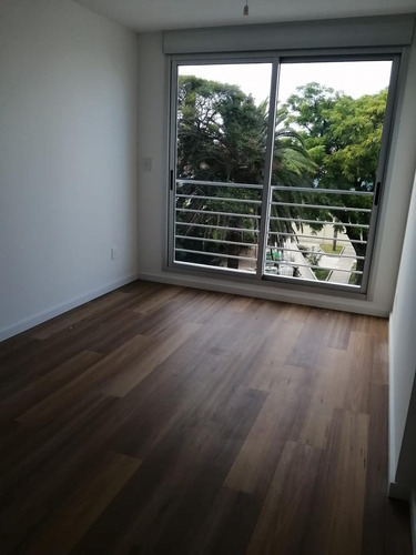 Alquiler Apartamento Un Dormitorio Con Garage La Blanqueada