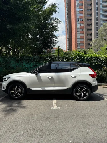 Volvo XC40 2.0 T5 Awd R-design