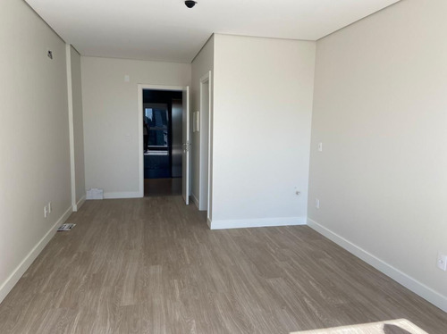 Imagem 5 de 6 de Riviera Concept - Sala 1701 - 41499