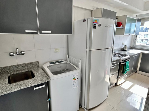 Luminoso Departamento De 2 Dorm. Completamente Amueblado C/amenities - Lerma 60