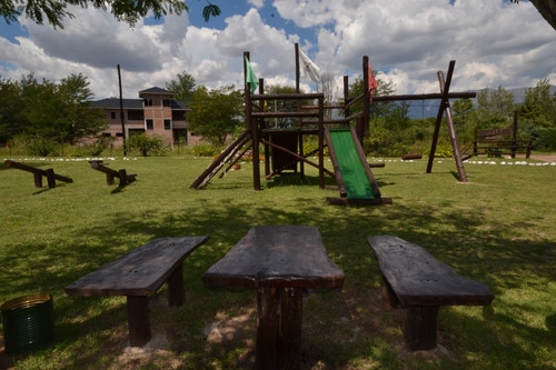 Dos Cabañas En Nono