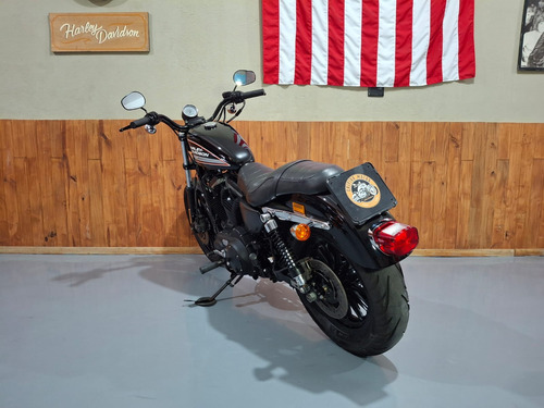 Harley Davidson Sportster Xl 883 R 2011