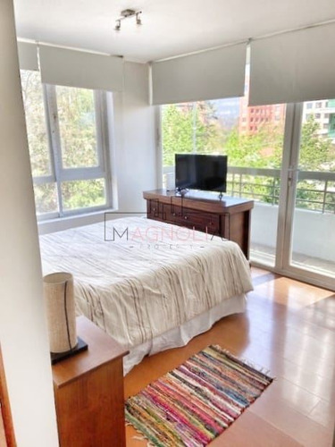 Departamento En Venta De 2 Dorm. En Las Condes