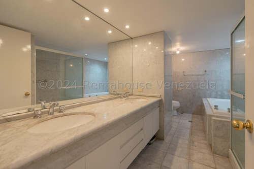 Se Vende Apartamento En Lomas De La Lagunita Mls #24-29098