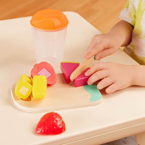 Juego Licuadora Infantil Con Frutas Velcro Battat