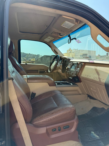Súper Duty Modelo King Ranch 2011 4x4 Diesel, Color Negro