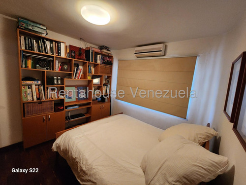 Ls Vende Apartamento Colinas De Valle Arriba
