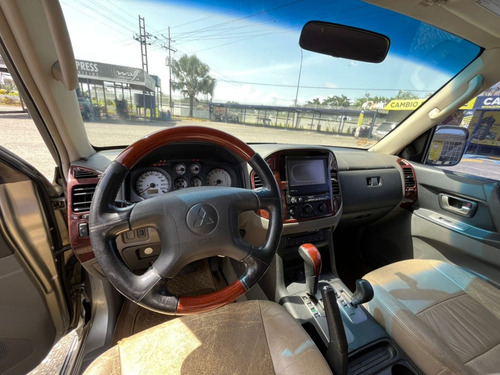Mitsubishi Montero