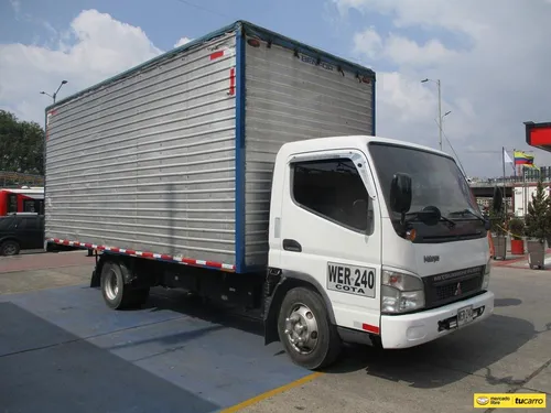 Furgon Mitsubishi Canter