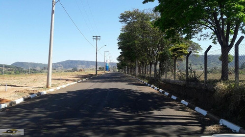 Terreno A Venda No Bairro Centro Em São Pedro - Sp. - T145-1