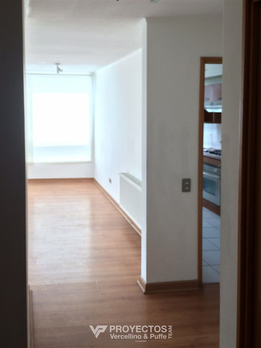 Depto. En Arriendo 2 Dorm. 2 B. A Pasos Del Portal La Dehesa