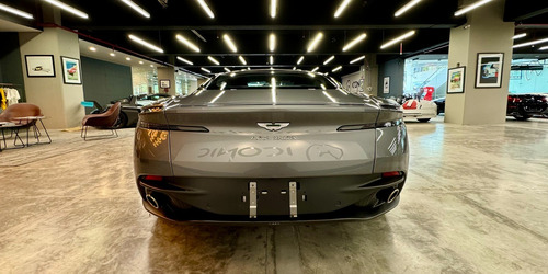 Aston Martin Db11 V8 2019