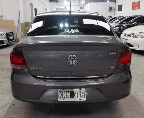 Volkswagen Voyage 1.6 Highline 101cv 2011