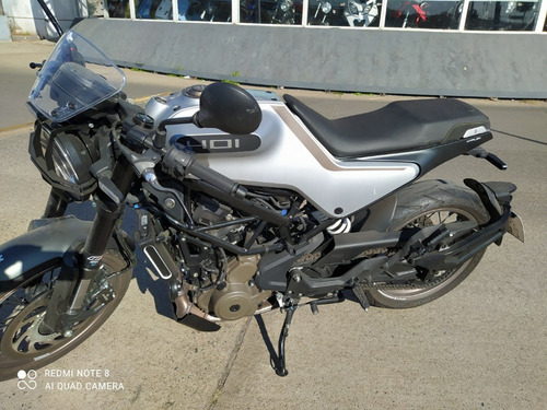 Imagen 2 de 5 de Husquarna Vitpilen 401