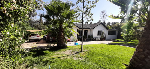 Linda Casa Ubicada En Condominio La Peninsula De Rapel