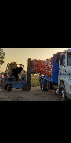 Komatsu 2000 Kg