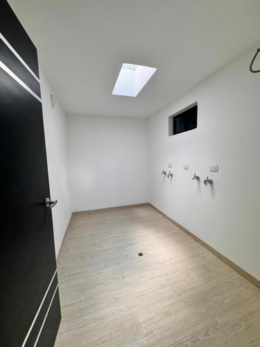 Casa En Venta En El Trigal De Una Sola Planta (ac)