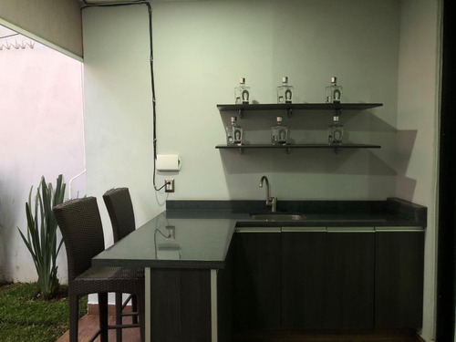 Imagen 7 de 14 de Departamento Planta Baja En Chapalita En Ventay Renta