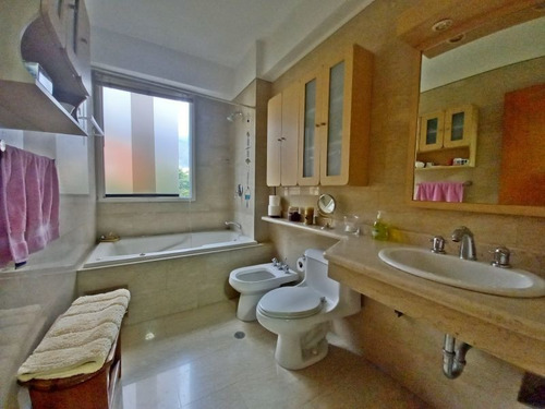 Imagen 11 de 20 de Vendo Apartamento 199m2 3h+s/3.5b+s/3pe Sebucán 6809