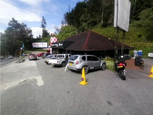 580m2 Local + 1.8000m2 Lote En Arriendo Las Palmas - Medellín