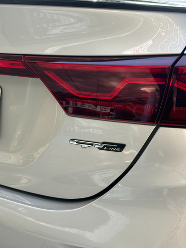 Kia Cerato 2.0 Sx At6 4 p