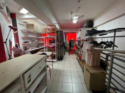 Local Comercial En Venta, Excelente Ubicación