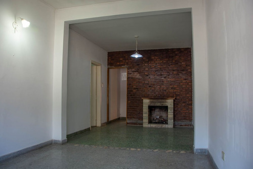 Venta Casa 6 Ambientes En Tortuguitas Doble Lote.